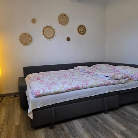 264 Gemuetliche In * كاستروب روكسل